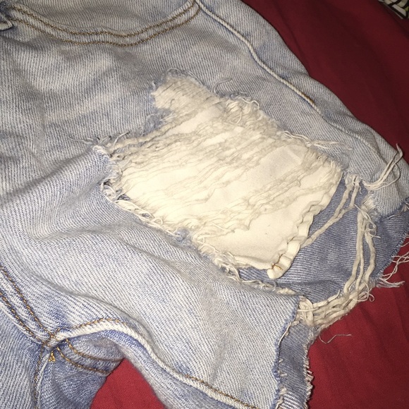 Cute ripped shorts 🥵 - Picture 3 of 4